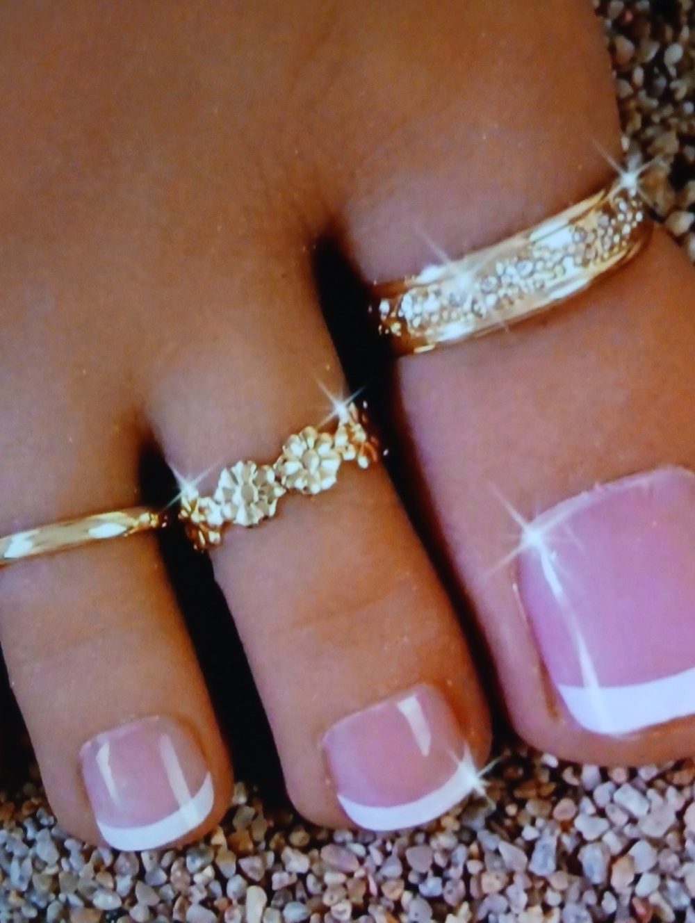 Gold Flower Toe Ring Set with Dazzling Accents